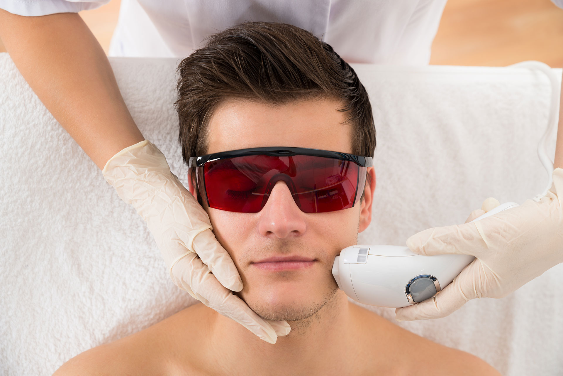 Crete-Laser-Clinic-Yannis-Liapakis-5.jpg